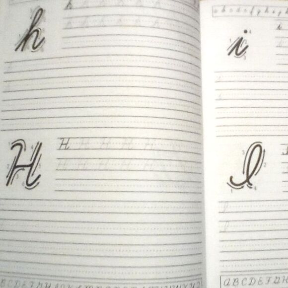 Bundle of 2 Spiral-Bound Cursive Handwriting Workbooks for Adults -NWOT - Picture 6 of 6